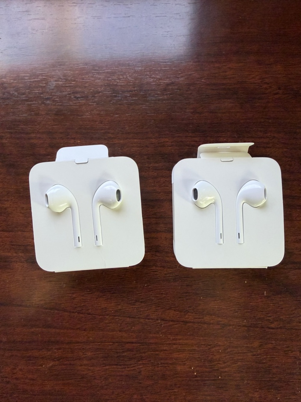 Apple Original ✨ 2-NEW ✨Earpods Headphones With Lightning End Wired OEM✨